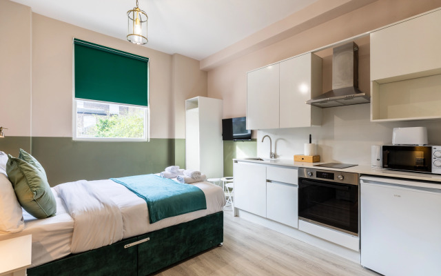 The Finsbury Park Hotel