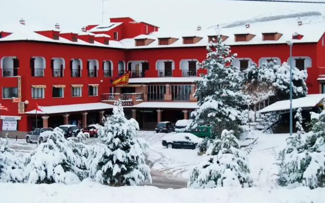 Hotel La Rueda 3000