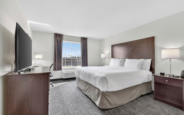 Cobblestone Hotel & Suites - Eaton