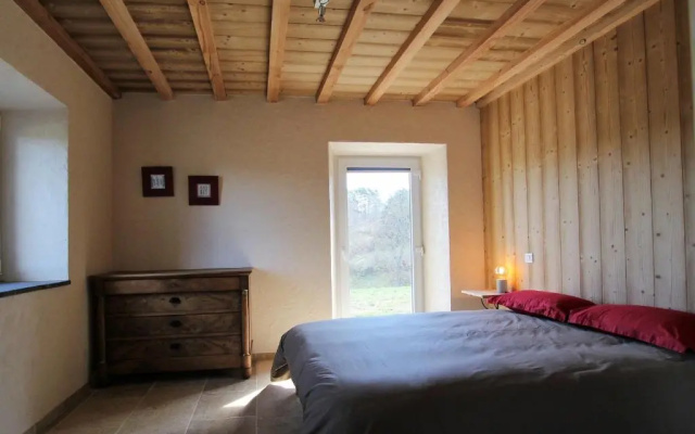 MAISON SAINT-JEURES, 5 PIèCES, 11 PERSONNES - FR-1-582-43