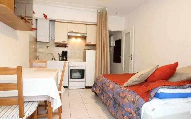 Appartement Balaruc-les-Bains, 1 pièce, 2 personnes - FR-1-553-112