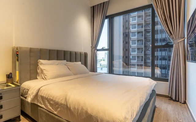 The Rixx Lavish Apartment