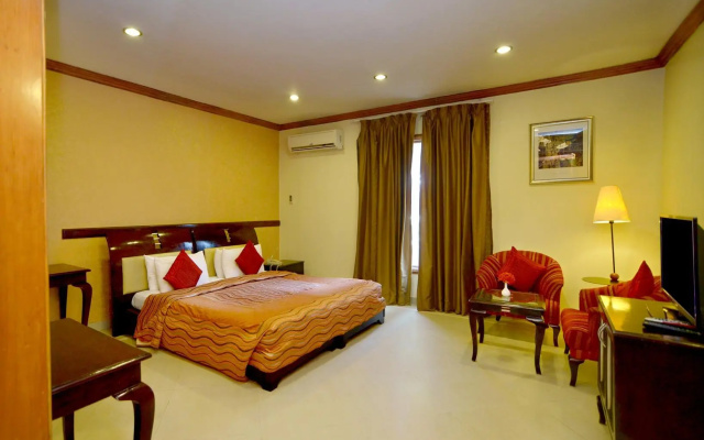 Pink Pearl Hotel & Fun City