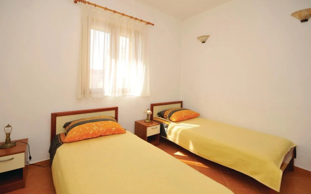 Stunning Home in Kastel Stari With Wifi and 1 Bedrooms