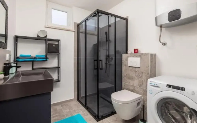 Apartments Bako