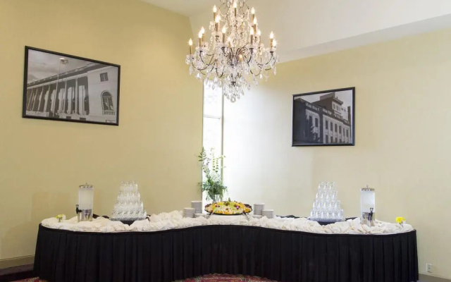 Hawthorne Inn and Conference Center