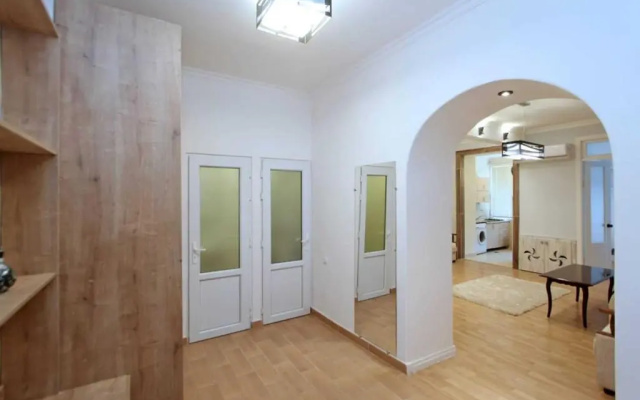Sunny Apartment in the center