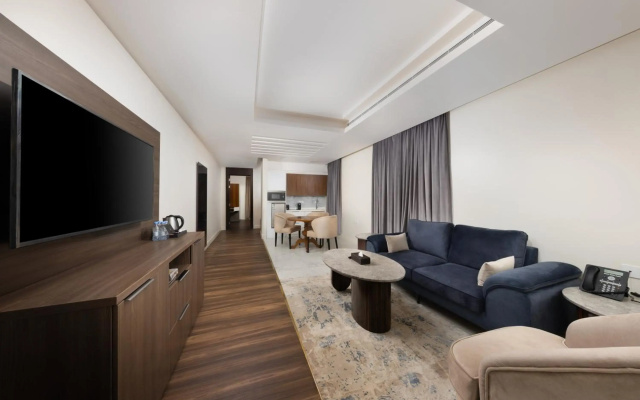 Luxury Night Hotel