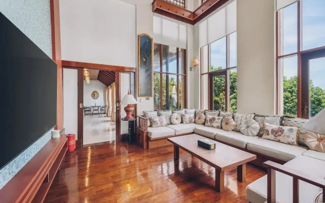 Leva Boutique Hotel
