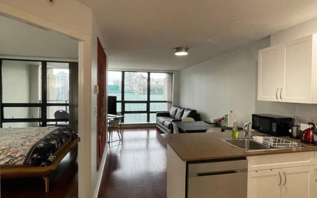 Vancouver Downtown Central 1 bedroom Condo