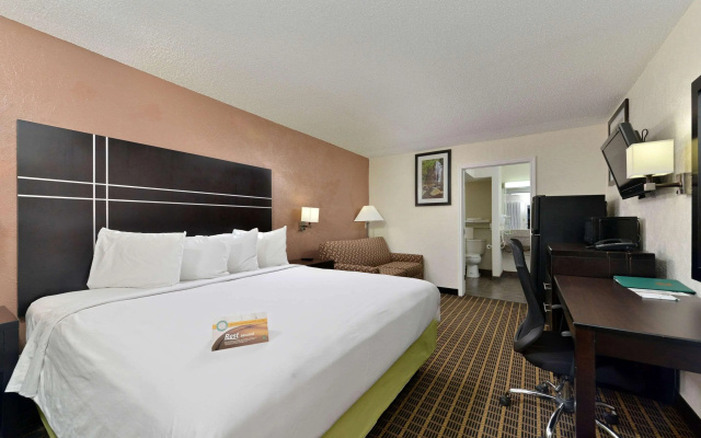 Quality Inn Gonzales