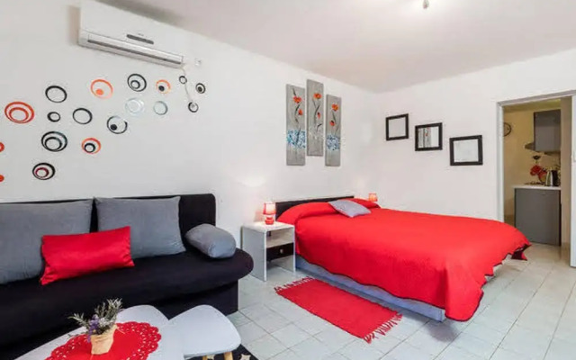 Stunning 1-bed Apartm. Near the Beach in M. Lošinj