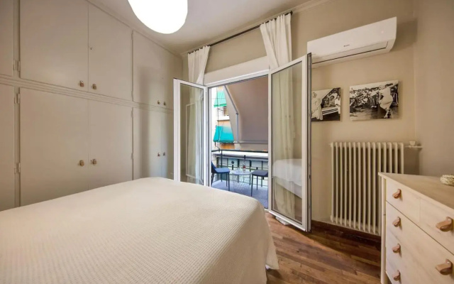Brand new Modern Apartment with satellite TV