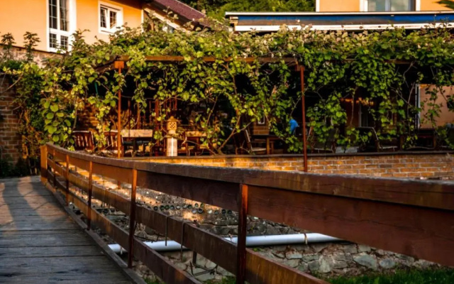 Restoran I Prenocište Egghus