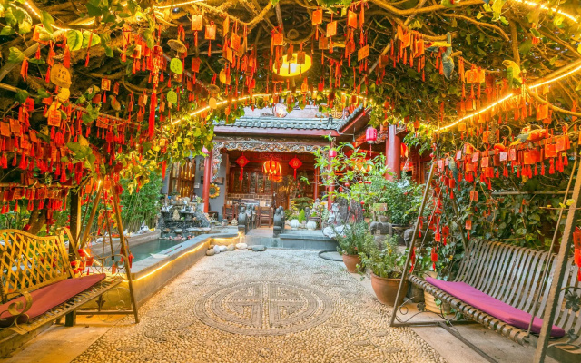 Lijiang Lis Inn