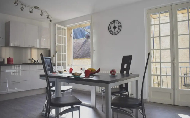 Apartment With 2 Bedrooms in Sarlat-la-canéda, With Balcony and Wifi