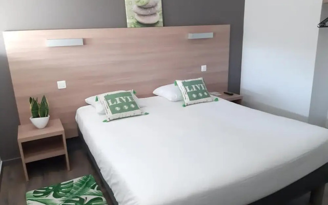 Hotel Kyriad BESANCON - Palente