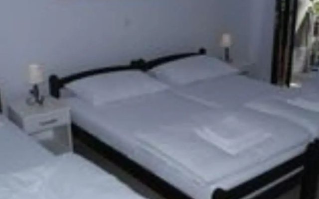 Apartment Small Nives 2 1 pax