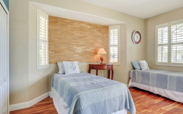 Pet-friendly Waterfront Home w/ Pool!