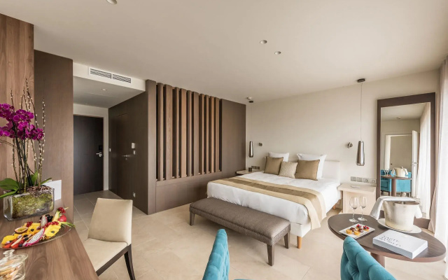 Cap d'Antibes Beach Hotel
