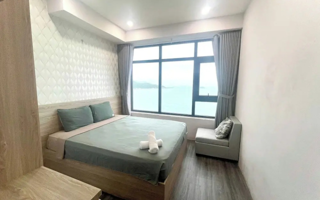 Muong Thanh Beachfront Apartment