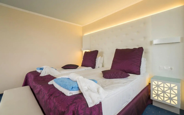 Perla Royal Hotel