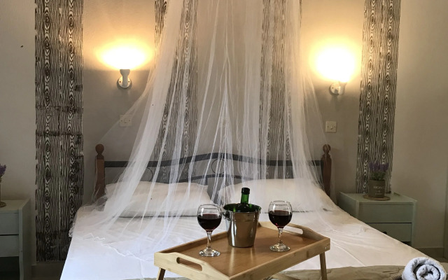 Skopelos Inn