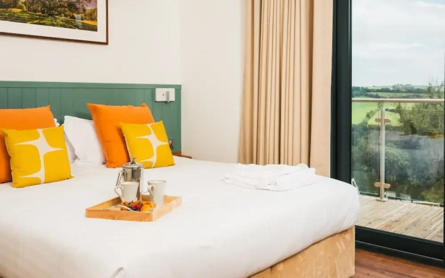 Meadow 2 Bedroom Lodge 39