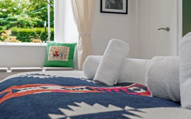 Stylish 2-bed Villa · Garden · Central Edinburgh