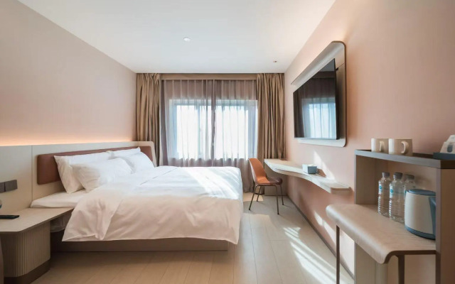 Hanting Hotel Ji'nan Huaxin Road