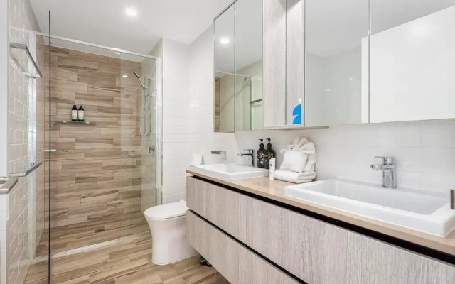 Luxury 3 Bedroom Ocean View Apartment