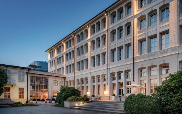 AC Hotel Torino by Marriott вид на фасад
