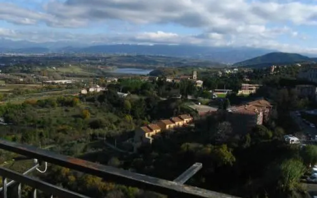 Narni Charm