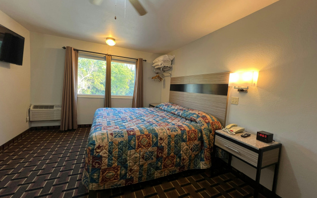 Deluxe Inn Capital O Nebraska City I 29