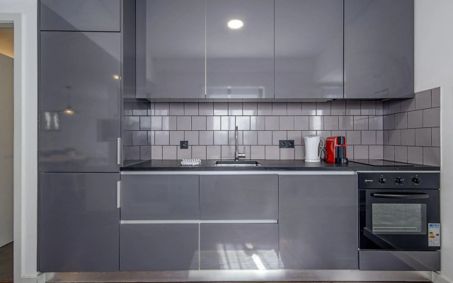 Travel and Live Apartments