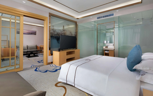 Microtel by Wyndham Lijiang