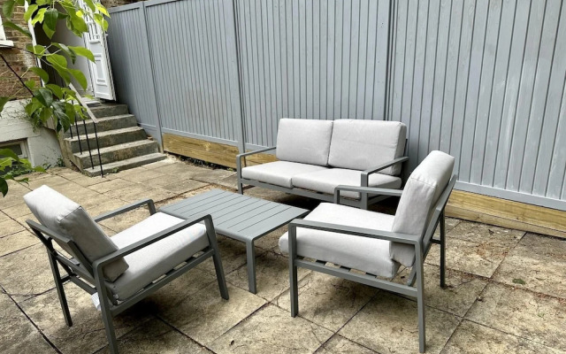 Chelsea - 2bed Apartment - Sleeps 4 - Pet Friendly