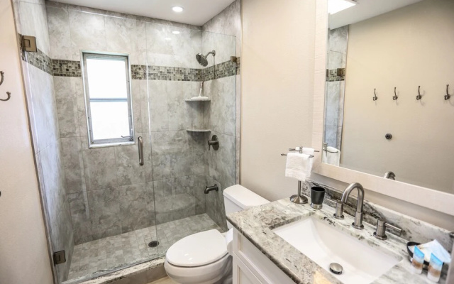 7965 Estero - Paradise Point