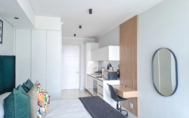 Executive apartment at Ellipse Waterfall