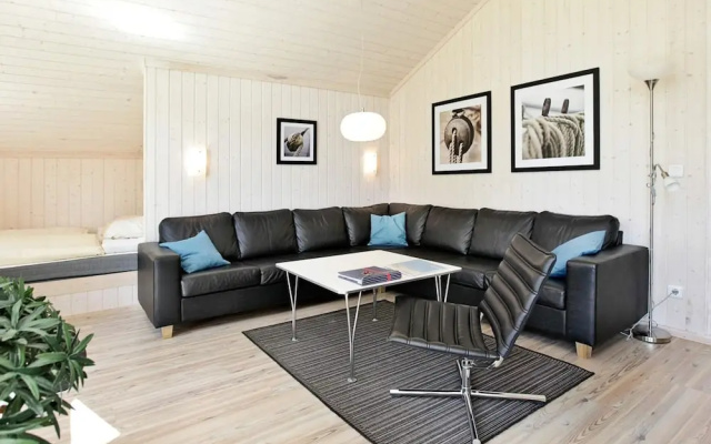 5 Star Holiday Home in Grossenbrode