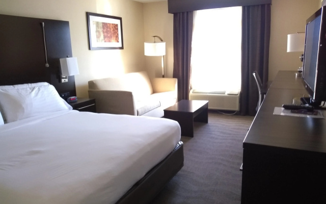 Holiday Inn Express Hotel & Suites Waterford by IHG