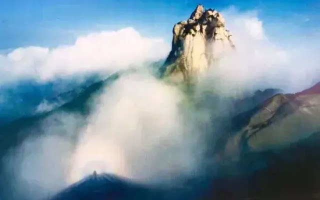 Tianzhu Mountain Zhoujia Manor (Dalongwo Cableway)