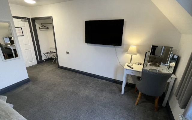 Cadmore Lodge Hotel