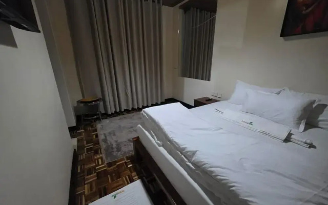Lux Suites Hostpoa Airbnb's Eldoret