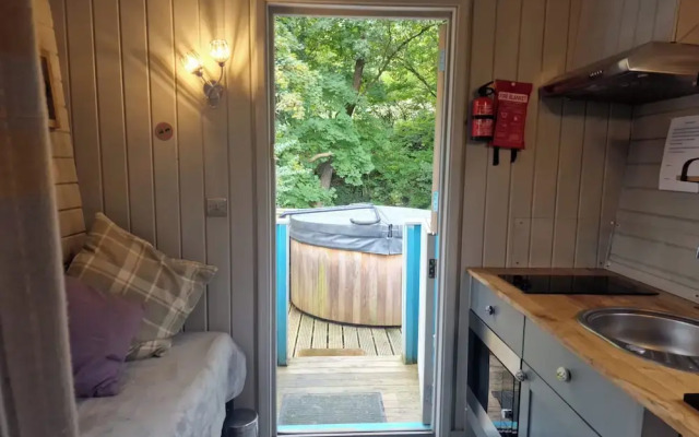 Glan yr Afon Dau - Relax, Recuperate, Hot Tub
