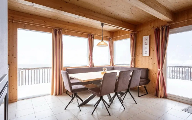 Chalet in Dachstein West With Shared Pool