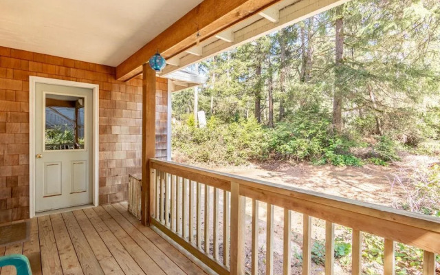 Spacious Great Room and Outdoor Deck - Charming Family Retreat