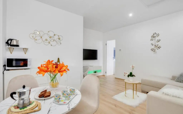 Tramonto sul mare Bari Apartment near the airport
