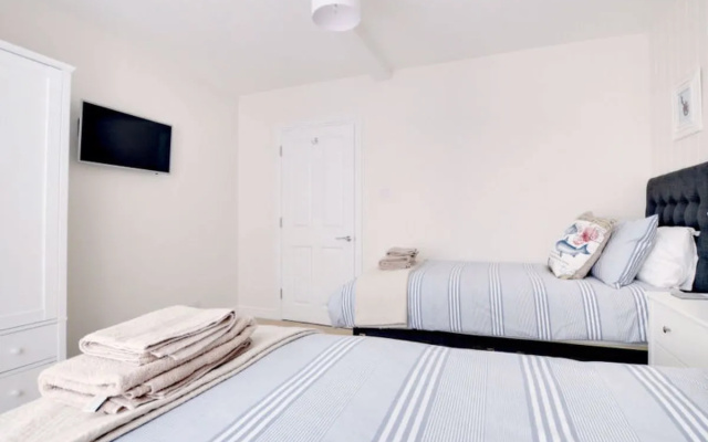 Harbour View 22728