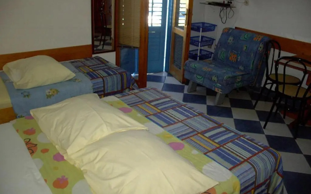 Apartments Jadranka - 200m from sea